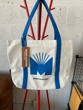 NWT Books-a-Million Tote Bag